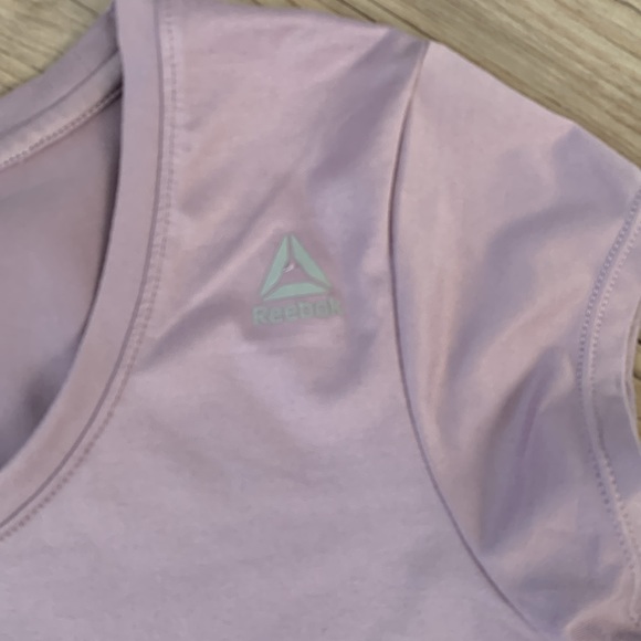 Women’s Active Shirt - Picture 2 of 5